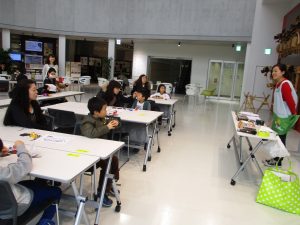 小学生冬休み企画 キラキラキューブ工作 こどもはっち